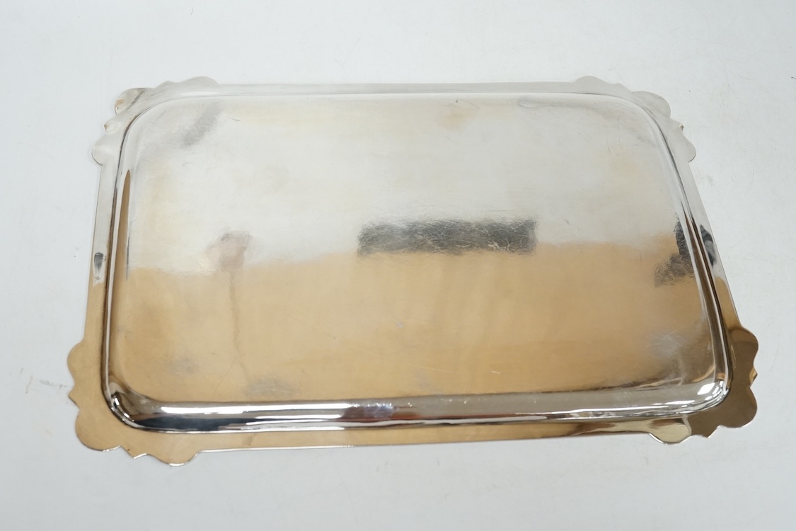 A George V plain silver rectangular dressing table tray, by Charles Alfred Alston, London, 1918, 28.1cm, 14.9oz.
